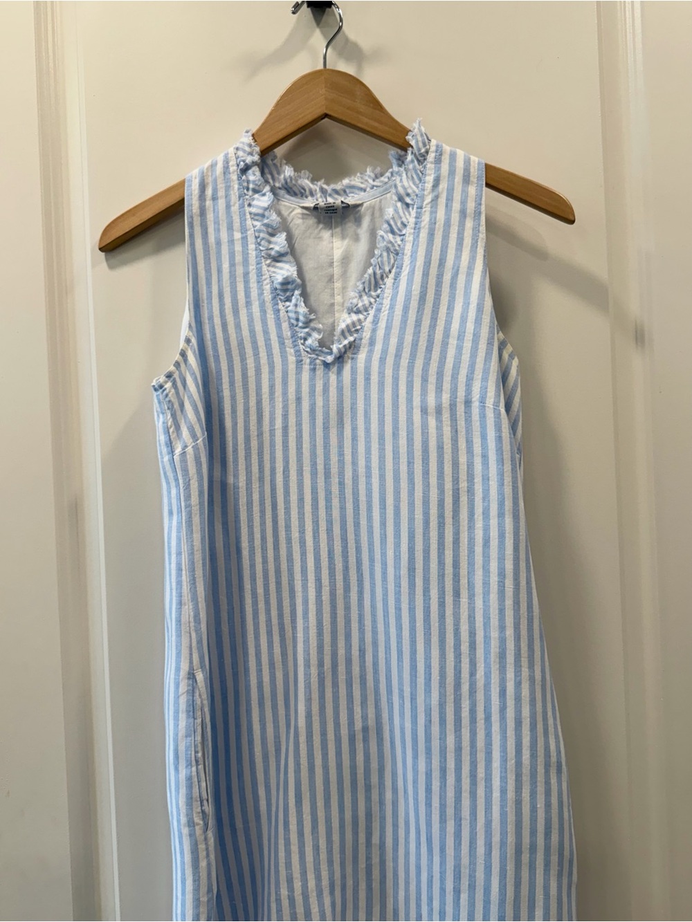 Tommy Bahama Blue and White Linen Striped V-Neck Shift Dress - Picture 2 of 4